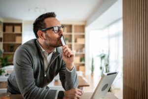 חלטה הכלכלית